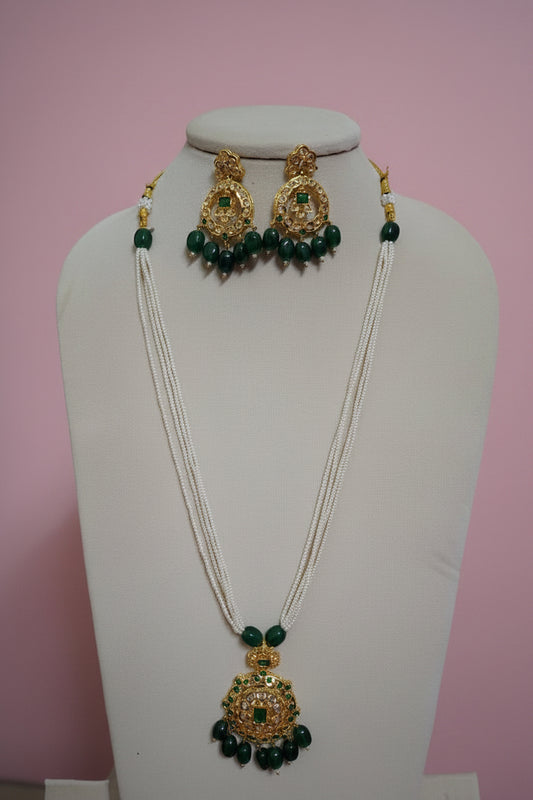 Buzo Green Jugni Necklace Set