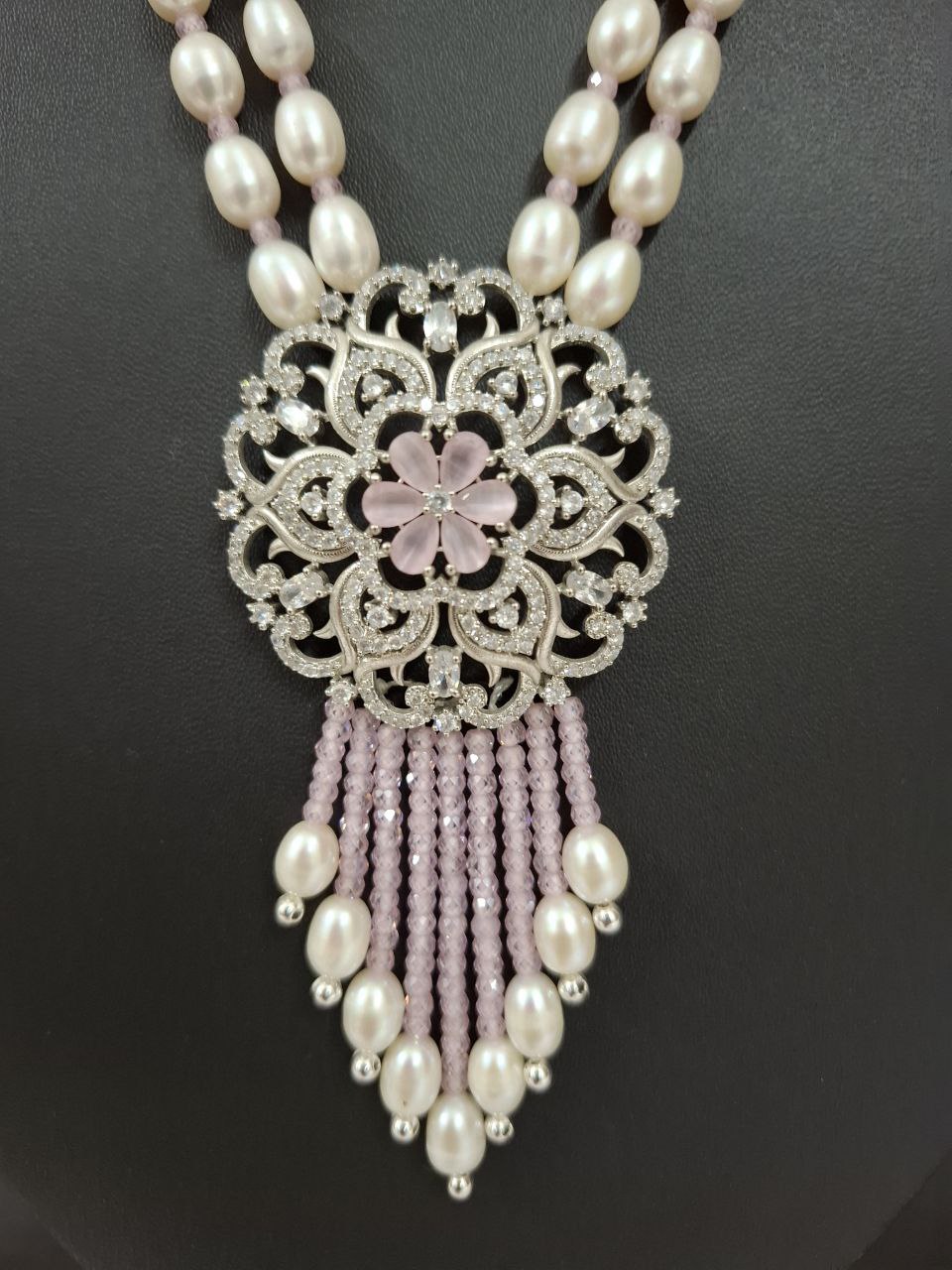White Pearl Necklace Set