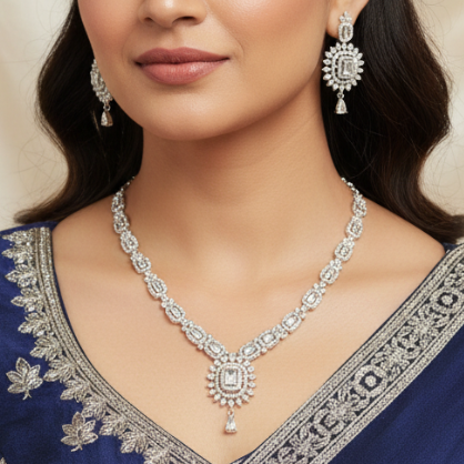 Marvel White AD Necklace Set